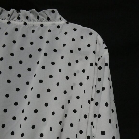 BOOHOO | size 16 | Black and White PolkaDot Romper | Tie Front - Picture 11 of 16